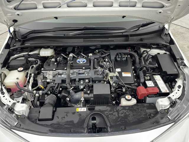 トヨタ カローラツーリング ハイブリッド ダブルバイビー 三重県 2020(令2)年 4.4万km ホワイトパールクリスタルシャイン 禁煙車　/純正ディスプレイオーディオナビ　/バックカメラ　/ETC/レーダークルーズコントロール　/コーナーセンサー　/オートライト　/オートハイビーム　/衝突軽減　/レーンキープアシスト　/ＢＳＭ　/エンジンスタートボタン