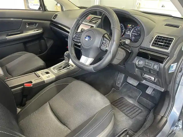 スバル レヴォーグ 1．6GT アイサイト 佐賀県 2015(平27)年 13.7万km スティールブルーグレーM （株)IDOMが運営する【じしゃロン佐賀店】の自社ローン専用車両になります。/こちらは現金またはオートローンご利用時の価格です。自社ローンご希望の方は別途その旨お申付け下さい/純正ナビ/　Bluetooth/フルセグ/　CD/DVD/AM/FM/バックカメラ/4WD/ETC/クルーズコントロール/ターボ/LEDヘッドライト/パドルシフト/MTモード付AT/プッシュスタート/スマートキー/パワーシート/純正フロアマット/純正17インチアルミホイール/オートライト/衝突被害軽減システム/盗難防止装置