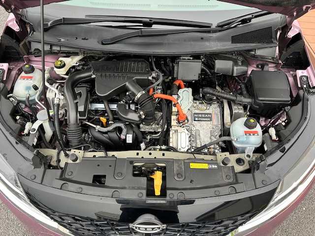 日産 ノート X 茨城県 2022(令4)年 2.3万km カーマインレッド 純正ナビ /純正AW /ブラインドスポットモニター /ETC /ドライブレコ―ダー /スマートキー /ABS /デジタルインナーミラー /コーナーセンサー /シートヒーター /ステアリングヒーター /ステアリングリモコン