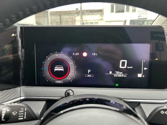 日産 ノート X 茨城県 2022(令4)年 2.3万km カーマインレッド 純正ナビ /純正AW /ブラインドスポットモニター /ETC /ドライブレコ―ダー /スマートキー /ABS /デジタルインナーミラー /コーナーセンサー /シートヒーター /ステアリングヒーター /ステアリングリモコン