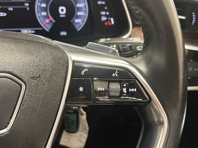 アウディ Ａ６ アバント 40TDIクワトロ 新潟県 2020(令2)年 4.4万km グレイシアホワイトメタリック メモリー機能付パワーシート（D席）/パワーシート（N席）/シートヒーター（D席・N席）/MMIナビゲーション/バーチャルコックピット/TV/FM/AM/Bluetooth/アンビエントライティング/全周囲カメラ/クルーズコントロール/アウディアクティブレーンアシスト/パーキングエイド/トランクリッドオープナー /アイドリングストップ/純正ナビ/プッシュスタート/ETC2.0/４WD/USB入力端子