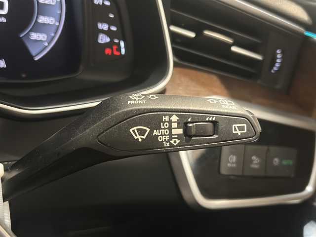 アウディ Ａ６ アバント 40TDIクワトロ 新潟県 2020(令2)年 4.4万km グレイシアホワイトメタリック メモリー機能付パワーシート（D席）/パワーシート（N席）/シートヒーター（D席・N席）/MMIナビゲーション/バーチャルコックピット/TV/FM/AM/Bluetooth/アンビエントライティング/全周囲カメラ/クルーズコントロール/アウディアクティブレーンアシスト/パーキングエイド/トランクリッドオープナー /アイドリングストップ/純正ナビ/プッシュスタート/ETC2.0/４WD/USB入力端子