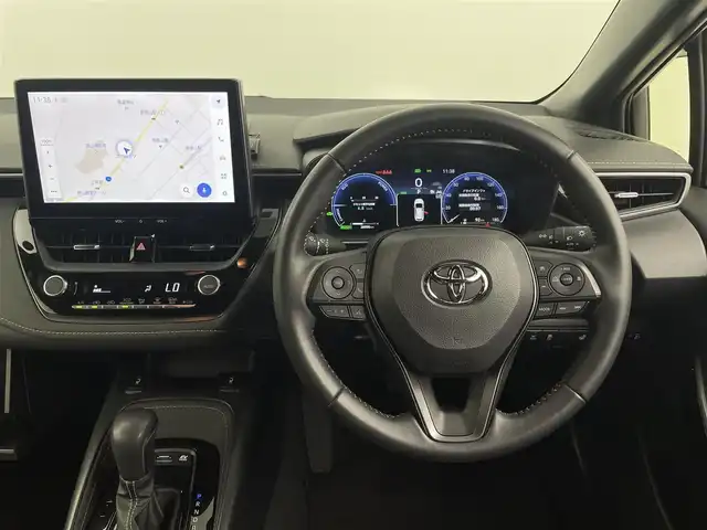 トヨタ カローラツーリング ハイブリッド ダブルバイビー 埼玉県 2023(令5)年 2.9万km プラチナホワイトパールマイカ モデリスタエアロ　/純正ナビ　/　(フルセグ/AM/FM/Bluetooth)　/ビルトインＥＴＣ２．０　/ステアリングヒーター　/トヨタセーフティセンス　/レーンディパーチャーアラート　/ブラインドスポットモニター　/プリクラッシュセーフティ/プロアクティブドライビングアシスト/リヤクロストラフィックアラート/パーキングサポートブレーキ/安心降車アシスト機能/ロードサインアシスト