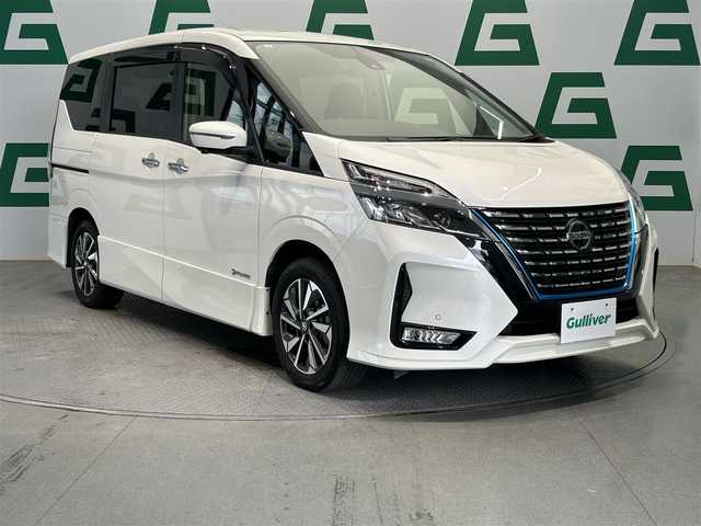 日産 セレナ e－パワー ハイウェイスター V 鹿児島県 2021(令3)年 3.5万km ブリリアントホワイトパール 純正ナビ/(フルセグ/Bluetooth/DVD/CD)/全方位カメラ/デジタルインナーミラー/フリップダウンモニター/プロパイロット/両側パワースライドドア/ハンズフリーオートスライドドア/ロールサンシェード/LEDヘッドライト/オートライト