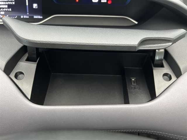 日産 セレナ e－パワー ハイウェイスター V 鹿児島県 2021(令3)年 3.5万km ブリリアントホワイトパール 純正ナビ/(フルセグ/Bluetooth/DVD/CD)/全方位カメラ/デジタルインナーミラー/フリップダウンモニター/プロパイロット/両側パワースライドドア/ハンズフリーオートスライドドア/ロールサンシェード/LEDヘッドライト/オートライト