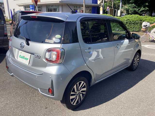 ダイハツ ブーン シルク Gパッケージ SAⅢ 神奈川県 2020(令2)年 1.8万km ブライトシルバーメタリック 純正ナビ、TV/アラウンドビューモニタ/ドライブレコーダー/ETC/スマートシスト3/４WD/LEDヘッドランプ/スマートキー