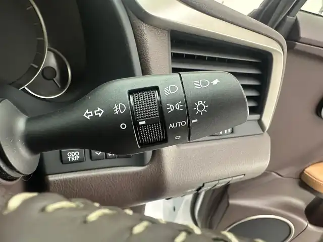レクサス ＲＸ 200t バージョンL 兵庫県 2017(平29)年 7.6万km ソニッククォーツ 純正ナビ/フルセグ CD DVD BT MSV USB AUX/パノラミックビューモニター/クリアランスソナー/ドライブレコーダー/ビルトインETC/パワーバックドア/レーダークルーズコントロール/LDA/プリクラッシュセーフティー/BSM/HUD/レザーシート/全席シートヒーター/ベンチレーション/メモリーシート/LEDヘッドライト/オートライト/オートハイビーム/スマートキー