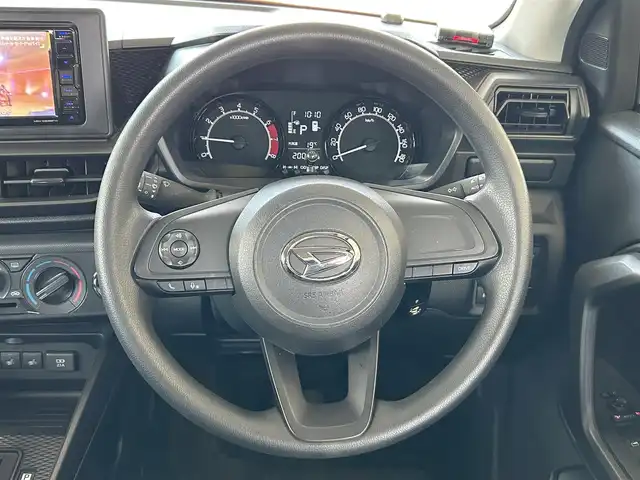 ダイハツ ロッキー L 道東・釧路十勝 2022(令4)年 0.2万km ブラックマイカメタリック 4WD/プッシュスタート/パワーステアリング/パワーウィンドウ/アイドリングストップ/スマートキー/社外SDナビ/（CD/DVD/BT/TV)/ETC/オートライト/ヒートシーター/(D＋N)/バックカメラ/電動化駆動ミラー/アイドリングストップ/横滑り防止装置/衝突軽減システム/LEDライト