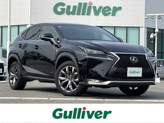 レクサス ＮＸ 200t Fスポーツ 佐賀県 2014(平26)年 7.5万km スターライトブラックガラスフレーク パノラマルーフ/黒革シート/純正ナビゲーション/・AM/FM/Bluetooth/CD/DVD/フルセグ/・バックカメラ/電動パーキングブレーキ/オートホールド機能/パワーバックドア/パワーシート/・シートヒーター「運転席/助手席」/・シートベンチレーション「運転席/助手席」/・シートメモリー/純正LEDヘッドライト/オートエアコン/オートライト/ETC/純正18インチアルミ/新車保証書/取扱説明書/プリクラッシュセーフティシステム（PCS）/・レーダークルーズコントロール/・レーンディパーチャーアラート（LDA）/・リヤクロストラフィックアラート（RCTA）/・SRSエアバッグ/・ABS＋VSC＋TRC/・タイヤ空気圧警告システム