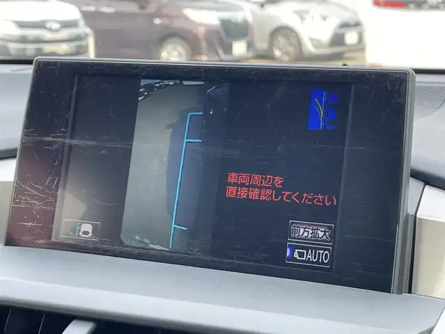 レクサス ＮＸ 200t Fスポーツ 佐賀県 2014(平26)年 7.5万km スターライトブラックガラスフレーク パノラマルーフ/黒革シート/純正ナビゲーション/・AM/FM/Bluetooth/CD/DVD/フルセグ/・バックカメラ/電動パーキングブレーキ/オートホールド機能/パワーバックドア/パワーシート/・シートヒーター「運転席/助手席」/・シートベンチレーション「運転席/助手席」/・シートメモリー/純正LEDヘッドライト/オートエアコン/オートライト/ETC/純正18インチアルミ/新車保証書/取扱説明書/プリクラッシュセーフティシステム（PCS）/・レーダークルーズコントロール/・レーンディパーチャーアラート（LDA）/・リヤクロストラフィックアラート（RCTA）/・SRSエアバッグ/・ABS＋VSC＋TRC/・タイヤ空気圧警告システム