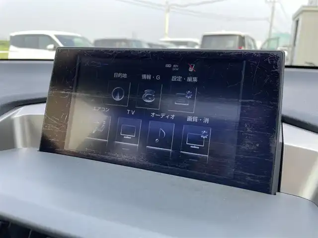 レクサス ＮＸ 200t Fスポーツ 佐賀県 2014(平26)年 7.5万km スターライトブラックガラスフレーク パノラマルーフ/黒革シート/純正ナビゲーション/・AM/FM/Bluetooth/CD/DVD/フルセグ/・バックカメラ/電動パーキングブレーキ/オートホールド機能/パワーバックドア/パワーシート/・シートヒーター「運転席/助手席」/・シートベンチレーション「運転席/助手席」/・シートメモリー/純正LEDヘッドライト/オートエアコン/オートライト/ETC/純正18インチアルミ/新車保証書/取扱説明書/プリクラッシュセーフティシステム（PCS）/・レーダークルーズコントロール/・レーンディパーチャーアラート（LDA）/・リヤクロストラフィックアラート（RCTA）/・SRSエアバッグ/・ABS＋VSC＋TRC/・タイヤ空気圧警告システム