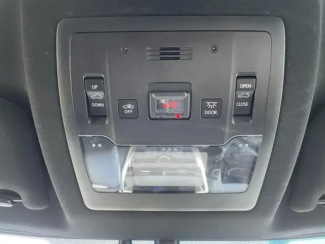 レクサス ＮＸ 200t Fスポーツ 佐賀県 2014(平26)年 7.5万km スターライトブラックガラスフレーク パノラマルーフ/黒革シート/純正ナビゲーション/・AM/FM/Bluetooth/CD/DVD/フルセグ/・バックカメラ/電動パーキングブレーキ/オートホールド機能/パワーバックドア/パワーシート/・シートヒーター「運転席/助手席」/・シートベンチレーション「運転席/助手席」/・シートメモリー/純正LEDヘッドライト/オートエアコン/オートライト/ETC/純正18インチアルミ/新車保証書/取扱説明書/プリクラッシュセーフティシステム（PCS）/・レーダークルーズコントロール/・レーンディパーチャーアラート（LDA）/・リヤクロストラフィックアラート（RCTA）/・SRSエアバッグ/・ABS＋VSC＋TRC/・タイヤ空気圧警告システム
