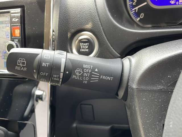 日産 デイズ ライダーHWS Gターボベース 京都府 2014(平26)年 4.3万km プレミアムパープルP ワンオーナー/純正ナビ/・ワンセグTV/BTオーディオ/CD/DVD/・FM/AM/バックカメラ/アラウンドビューモニター/ETC/ドライブレコーダー/純正AUTECHアルミホイール/純正AUTECHフロアマット/横滑り防止システム/ターボ車/プッシュスタート/オートライト/ステアリングスイッチ/ドアバイザー/スペアキー/保証書＆取説