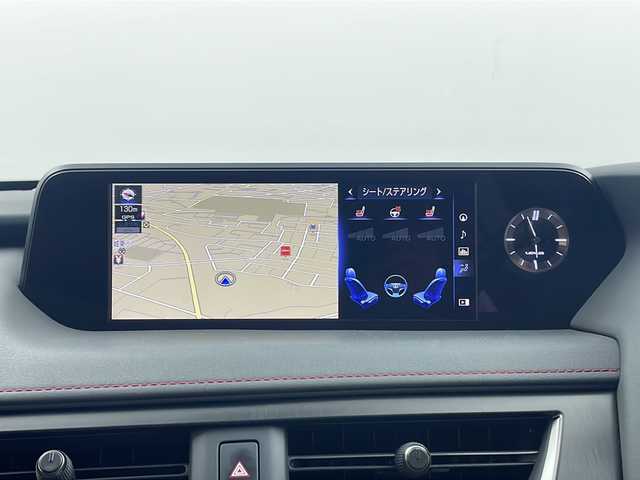 レクサス ＵＸ 250h Fスポーツ 栃木県 2019(令1)年 6.2万km ホワイトノーヴァガラスフレーク サンルーフ/赤革シート/純正SDナビ/ フルセグTV/CD/DVD/Bluetooth/AM/FM/AUX/Lexus Safty System+/・オートマチックハイビーム/・プリクラッシュセーフティ/・レーントレーシングアシスト/・レーダークルーズコントロール/・レーンディパーチャーアラート/・ブラインドスポットモニター/・クリアランスソナー/バックカメラ/ビルトインETC2.0/電動リアゲート/シートヒーター(D/N席)/ステアリングヒーター/パワーシート(D席)/エアーシート(D席)/三眼LEDヘッドライト/純正18インチアルミホイール/プッシュスタート/純正フロアマット/サイド+カーテンエアバッグ/スマートキー