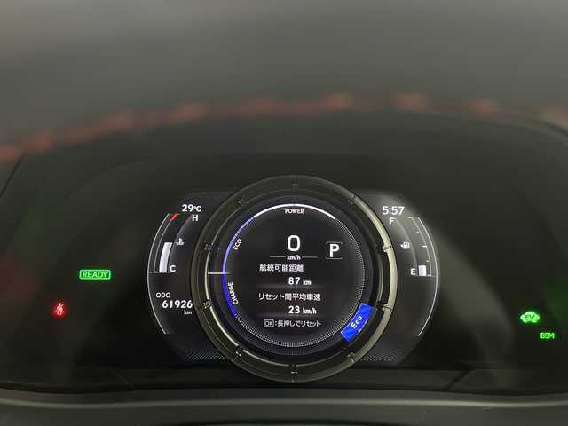 レクサス ＵＸ 250h Fスポーツ 栃木県 2019(令1)年 6.2万km ホワイトノーヴァガラスフレーク サンルーフ/赤革シート/純正SDナビ/ フルセグTV/CD/DVD/Bluetooth/AM/FM/AUX/Lexus Safty System+/・オートマチックハイビーム/・プリクラッシュセーフティ/・レーントレーシングアシスト/・レーダークルーズコントロール/・レーンディパーチャーアラート/・ブラインドスポットモニター/・クリアランスソナー/バックカメラ/ビルトインETC2.0/電動リアゲート/シートヒーター(D/N席)/ステアリングヒーター/パワーシート(D席)/エアーシート(D席)/三眼LEDヘッドライト/純正18インチアルミホイール/プッシュスタート/純正フロアマット/サイド+カーテンエアバッグ/スマートキー