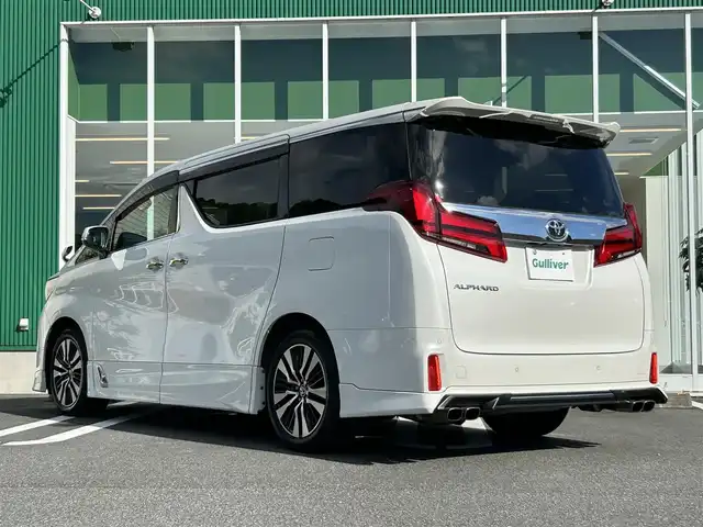 トヨタ アルファード S Cパッケージ 愛媛県 2020(令2)年 6.5万km ホワイトパールクリスタルシャイン 純正ディスプレイオーディオ（ナビ機能有）/・フルセグTV/・Bluetooth/・FM/AM/・CD/DVD/TRDエアロ/デジタルインナーミラー/Wムーンルーフ/3眼LEDヘッドライト/両側パワースライドドア/フリップダウンモニター/レーダークルーズコントロール/パワーバックドア/ブラインドスポットモニター/前席ヒートシーター　エアシート/パワーシート/メモリーシート/ステアリングヒーター