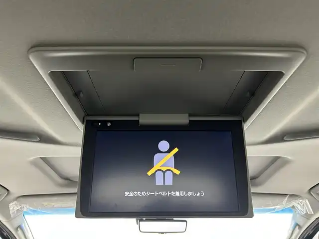 トヨタ アルファード S Cパッケージ 熊本県 2020(令2)年 6.5万km ホワイトパールクリスタルシャイン 禁煙車/純正ナビ/・フルセグTV/・Bluetooth/・FM/AM/・CD/DVD/・SD/・USB/TRDエアロ/純正フリップダウンモニター/両側パワースライドドア/デジタルインナーミラー/Wムーンルーフ/レーダークルーズコントロール/パワーバックドア/ブラインドスポットモニター/レーンキープアシスト/プリクラッシュブレーキ/駐車時支援パーキングサポートシステム/リアクロストラフィックアラート/前席ヒートシーター　/前席エアシート/パワーシート/メモリーシート/ステアリングヒーター/パワーバックドア/オットマン/純正フロアマット/純正１８インチAW/オートライト/オートマチックハイビーム/3眼LEDヘッドライト/フォグランプ/スマートキー/プッシュスタート/スペアキー1本/保証書/取扱説明書