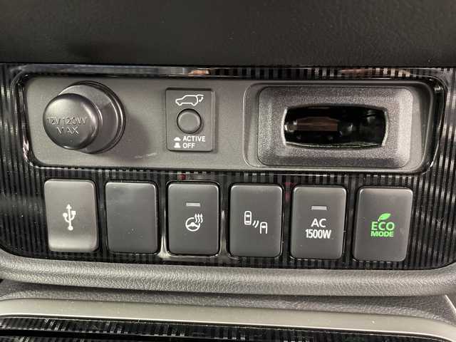 三菱 アウトランダー ＰＨＥＶ Sエディション 道央・札幌 2020(令2)年 0.9万km アメジストブラック/レッドM ・４WD  /サンルーフ/・衝突被害軽減ブレーキ/・レーンキープアシスト/・純正　ナビ/・Bluetooth/USB/フルセグTV/・アラウンドビューモニター/・パドルシフト/・レザーシート/前席シートヒーター/・ステアリングヒーター/・前席パワーシート/・パワーバックドア/・LEDオートライト/・オートマチックハイビーム/・スマートキー/・レーダークルーズコントロール/・横滑り防止装置/・盗難防止装置/・ETC/・ABS/・AC1500W