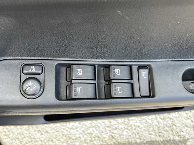トヨタ ピクシススペース カスタム RS 千葉県 2014(平26)年 6.5万km ブラックマイカメタリック 登録時走行距離:64994km/ECLIPSE製ナビ/ワンセグTV/ターボ/アイドリングストップ/社外14インチアルミホイール/オートエアコン/スマートキ―/ETC/純正ホイール、タイヤ別積み