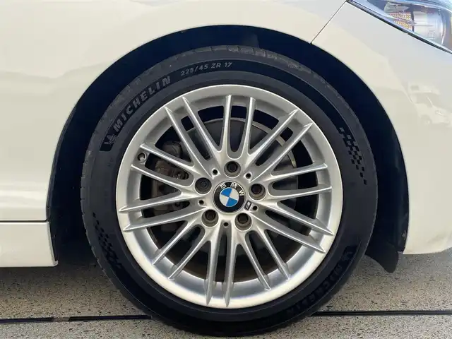 ＢＭＷ ２２０ｉ クーペ Mスポーツ 東京都 2017(平29)年 4.7万km アルピンホワイトⅢ 純正HDDナビ/Bluetooth/DVD/CD/USB/バックカメラ/アイドリングストップ/シートヒーター/パドルシフト/D/N席パワーシート/スペアキー/レーンキープ/衝突軽減装置/オートマチックハイビーム/キーレスエントリー/ウィンカーミラー/クルーズコントロール/プッシュスタート/ETC/純正17インチＡＷ