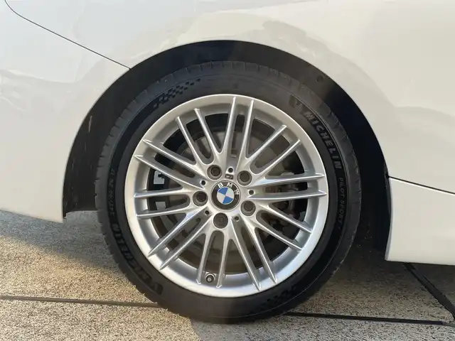 ＢＭＷ ２２０ｉ クーペ Mスポーツ 東京都 2017(平29)年 4.7万km アルピンホワイトⅢ 純正HDDナビ/Bluetooth/DVD/CD/USB/バックカメラ/アイドリングストップ/シートヒーター/パドルシフト/D/N席パワーシート/スペアキー/レーンキープ/衝突軽減装置/オートマチックハイビーム/キーレスエントリー/ウィンカーミラー/クルーズコントロール/プッシュスタート/ETC/純正17インチＡＷ