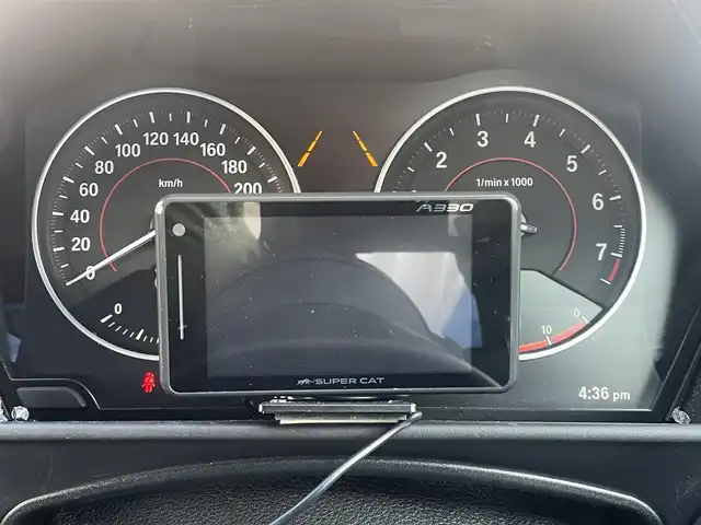 ＢＭＷ ２２０ｉ クーペ Mスポーツ 東京都 2017(平29)年 4.7万km アルピンホワイトⅢ 純正HDDナビ/Bluetooth/DVD/CD/USB/バックカメラ/アイドリングストップ/シートヒーター/パドルシフト/D/N席パワーシート/スペアキー/レーンキープ/衝突軽減装置/オートマチックハイビーム/キーレスエントリー/ウィンカーミラー/クルーズコントロール/プッシュスタート/ETC/純正17インチＡＷ