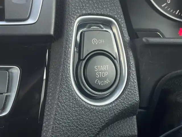 ＢＭＷ ２２０ｉ クーペ Mスポーツ 東京都 2017(平29)年 4.7万km アルピンホワイトⅢ 純正HDDナビ/Bluetooth/DVD/CD/USB/バックカメラ/アイドリングストップ/シートヒーター/パドルシフト/D/N席パワーシート/スペアキー/レーンキープ/衝突軽減装置/オートマチックハイビーム/キーレスエントリー/ウィンカーミラー/クルーズコントロール/プッシュスタート/ETC/純正17インチＡＷ