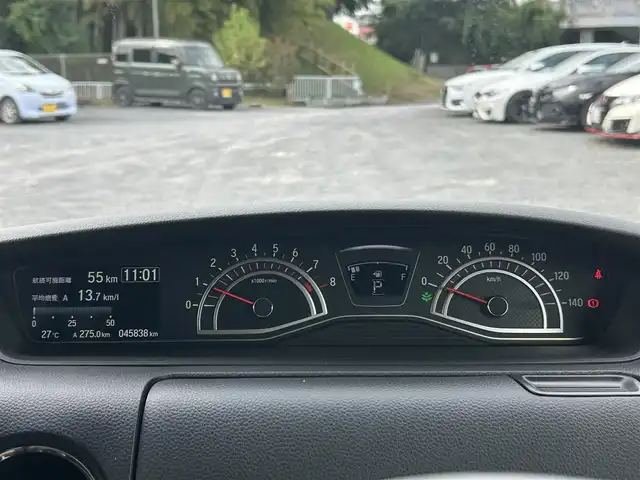 ホンダ Ｎ ＢＯＸ カスタム G L ホンダセンシング 埼玉県 2018(平30)年 4.6万km プラチナホワイトパール ・ワンオーナー/・外部検査済み/・純正ナビゲーション/・CD/DVD/Bluetooth/・バックカメラ/・追従クルーズコントロール/・レーダーブレーキ/・レーンキープ/・両側電動スライドドア/・革調シートカバー/・LEDヘッドライト/・コーナーセンサー/・スリップコントロール/・フロアマット/・ドアバイザー/・ドライブレコーダー/・ビルトインETC/・スマートキー/・スペアキー/・新車保証書/・取扱説明書