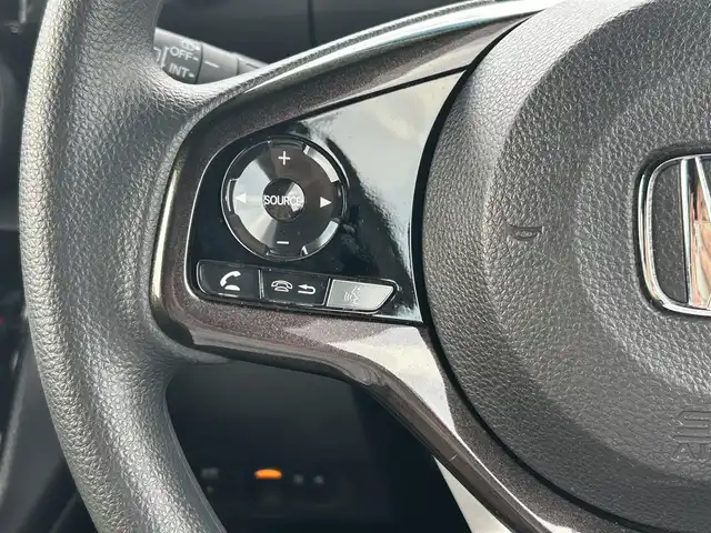 ホンダ Ｎ ＢＯＸ カスタム G L ホンダセンシング 埼玉県 2018(平30)年 4.6万km プラチナホワイトパール ・ワンオーナー/・外部検査済み/・純正ナビゲーション/・CD/DVD/Bluetooth/・バックカメラ/・追従クルーズコントロール/・レーダーブレーキ/・レーンキープ/・両側電動スライドドア/・革調シートカバー/・LEDヘッドライト/・コーナーセンサー/・スリップコントロール/・フロアマット/・ドアバイザー/・ドライブレコーダー/・ビルトインETC/・スマートキー/・スペアキー/・新車保証書/・取扱説明書