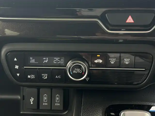 ホンダ Ｎ ＢＯＸ カスタム G L ホンダセンシング 埼玉県 2018(平30)年 4.6万km プラチナホワイトパール ・ワンオーナー/・外部検査済み/・純正ナビゲーション/・CD/DVD/Bluetooth/・バックカメラ/・追従クルーズコントロール/・レーダーブレーキ/・レーンキープ/・両側電動スライドドア/・革調シートカバー/・LEDヘッドライト/・コーナーセンサー/・スリップコントロール/・フロアマット/・ドアバイザー/・ドライブレコーダー/・ビルトインETC/・スマートキー/・スペアキー/・新車保証書/・取扱説明書
