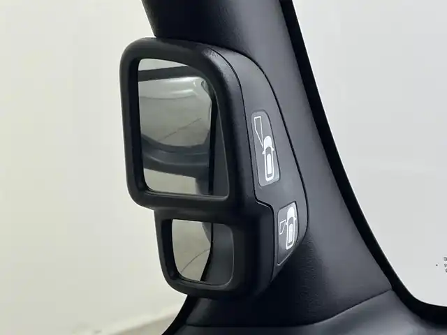 ホンダ Ｎ ＢＯＸ カスタム G L ホンダセンシング 埼玉県 2018(平30)年 4.6万km プラチナホワイトパール 純正ナビ/ CD DVD Bluetooth/バックカメラ/両側電動スライドドア/アダプティブクルーズコントロール/衝突軽減ブレーキ/レーンキープアシスト/革調シートカバー/LEDヘッドライト/コーナーセンサー/ドライブレコーダー/ビルトインETC/スマートキー