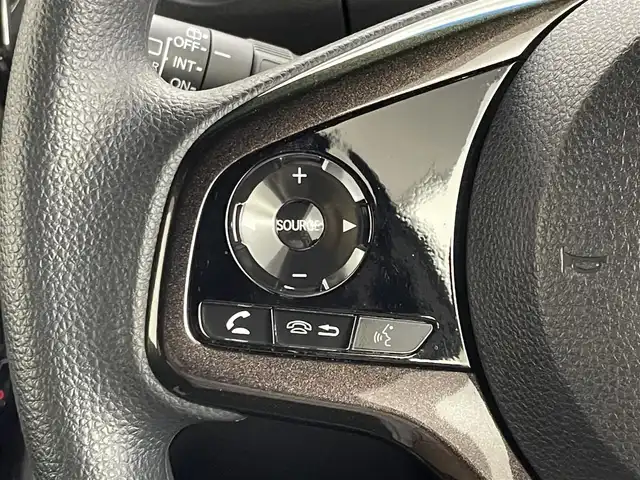 ホンダ Ｎ ＢＯＸ カスタム G L ホンダセンシング 埼玉県 2018(平30)年 4.6万km プラチナホワイトパール 純正ナビ/ CD DVD Bluetooth/バックカメラ/両側電動スライドドア/アダプティブクルーズコントロール/衝突軽減ブレーキ/レーンキープアシスト/革調シートカバー/LEDヘッドライト/コーナーセンサー/ドライブレコーダー/ビルトインETC/スマートキー