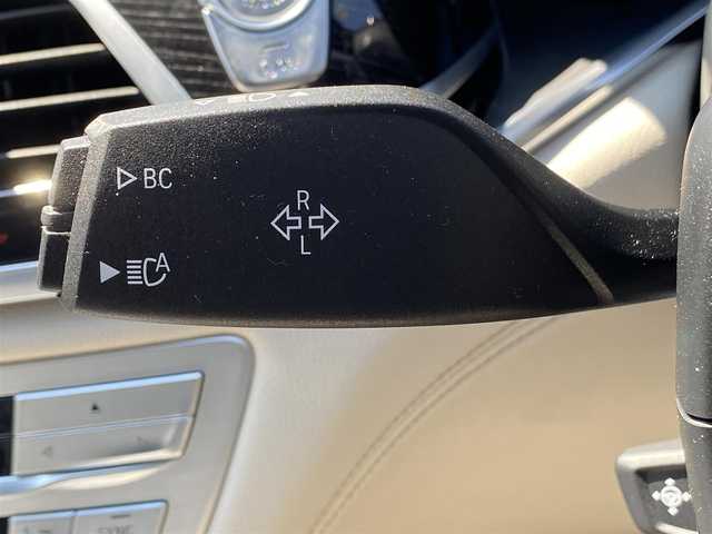 ＢＭＷ ７４０ｉ Mスポーツ 福岡県 2018(平30)年 2.6万km サファイアブラックP アダプティブクルーズコントロール/インテリジェントセーフティ/白革シート/前席エアシート/全席シートヒーター/純正ナビ/フルセグTV/Bluetooth/全方位カメラ/LEDライト/オートハイビーム/パワーバックドア　/オートワイパー　/ステアリングスイッチ/パドルシフト/ドライブレコーダー/純正20インチアルミホイール/ミラー一体型ETC