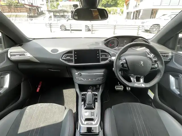 プジョー ３０８ SW GT ブルーHDi 岐阜県 2019(平31)年 1.7万km ネイクルホワイト 純正ディスプレイオーディオ/(Bluetooth/FM)/バックカメラ/クルーズコントロール/コーナーセンサー/ブラインドスポットモニター/レーンキープアシスト/プリクラッシュセーフティー/パドルシフト/ドライブレコーダー/LEDヘッドライト/ルーフレール/ETC/スマートキー/プッシュスタート/アイドリングストップ/保証書/取扱説明書