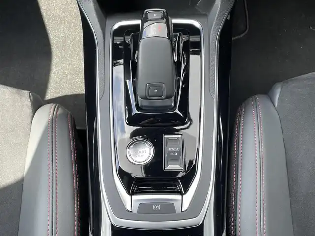 プジョー ３０８ SW GT ブルーHDi 岐阜県 2019(平31)年 1.7万km ネイクルホワイト 純正ディスプレイオーディオ/(Bluetooth/FM)/バックカメラ/クルーズコントロール/コーナーセンサー/ブラインドスポットモニター/レーンキープアシスト/プリクラッシュセーフティー/パドルシフト/ドライブレコーダー/LEDヘッドライト/ルーフレール/ETC/スマートキー/プッシュスタート/アイドリングストップ/保証書/取扱説明書