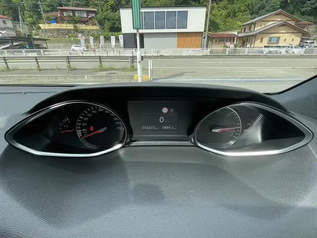 プジョー ３０８ SW GT ブルーHDi 岐阜県 2019(平31)年 1.7万km ネイクルホワイト 純正ディスプレイオーディオ/(Bluetooth/FM)/バックカメラ/クルーズコントロール/コーナーセンサー/ブラインドスポットモニター/レーンキープアシスト/プリクラッシュセーフティー/パドルシフト/ドライブレコーダー/LEDヘッドライト/ルーフレール/ETC/スマートキー/プッシュスタート/アイドリングストップ/保証書/取扱説明書
