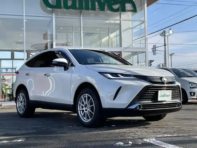 トヨタ ハリアー Z レザーパッケージ 道央・札幌 2021(令3)年 4.7万km ホワイトパールクリスタルシャイン ワンオーナー/４WD/純正HDDナビ(AM/FM/BT/USB)/フルセグ（走行中視聴可能）/バックカメラ/ウィンカーミラー/ステアリングリモコン/ステアリングヒーター/クルーズコントロール（追従走行あり）/ドアバイザー/プッシュスタート/ETC2.0（ビルトイン）/パワーバックドア/シートヒーター（運転席/助手席）/エアシート（運転席/助手席）/パワーシート（運転席/助助手席）/オートライト/オートマチックハイビーム/フォグランプ/オートブレーキホールド/コーナーセンサー/横滑り防止装置/衝突軽減ブレーキ/レーンキープアシスト/盗難防止装置/積込夏タイヤ（純正AW.225/55R19.20年製溝4ｍｍ）