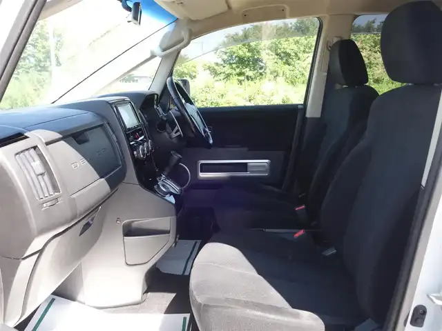 三菱 デリカＤ：５ D－Power package 山形県 2017(平29)年 7.2万km ウォームホワイトパール 4WD/メモリナビ/　　【CD ワンセグ USB】/バックカメラ/両側パワースライドドア/クルーズコントロール/HIDオートヘッドライト/シートヒーター/パドルシフト/IC付ターボ/電動格納ウィンカーミラー/フォグランプ/フロアマット/ドアバイザ―/スマートキー/ETC
