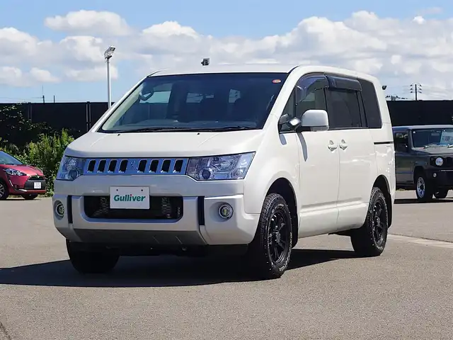 三菱 デリカＤ：５ D－Power package 山形県 2017(平29)年 7.2万km ウォームホワイトパール 4WD/メモリナビ/　　【CD ワンセグ USB】/バックカメラ/両側パワースライドドア/クルーズコントロール/HIDオートヘッドライト/シートヒーター/パドルシフト/IC付ターボ/電動格納ウィンカーミラー/フォグランプ/フロアマット/ドアバイザ―/スマートキー/ETC