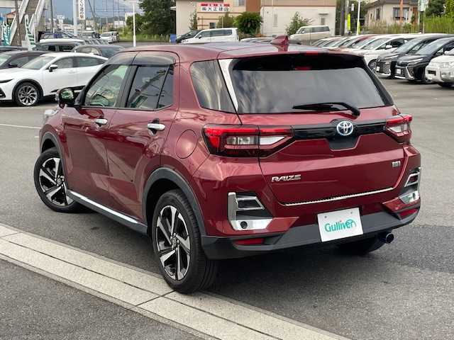 トヨタ ライズ Z 静岡県 2022(令4)年 2.3万km ファイアークォーツレッドM ●純正9インチナビ/(フルセグ/CD/DVD/Bluetooth)/(デンソーテン/NSZT-Y68T)/●前席シートヒーター/●バックカメラ/●レーダークルーズコントロール/●ブラインドスポットモニター/●プリクラッシュセーフティ/●レーンキープアシスト/●後方クリアランスソナー/●電動パーキングブレーキ/●オートブレーキホールド/●LEDヘッドライト＆フォグランプ/●オートライト/●革巻きステアリング/●ステアリングスイッチ/●ETC2.0/●電動格納ウィンカーミラー/●スマートキー/●プッシュスタート/●ドアバイザー/●純正フロアマット/●純正17インチアルミホイール/●W＋サイドSRS＋ABS/●車両取扱説明書/●ナビ取扱説明書
