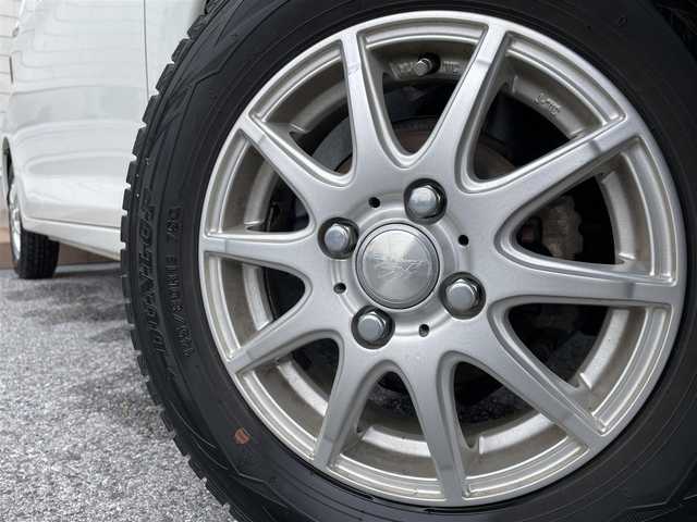 日産 デイズ J 滋賀県 2018(平30)年 4万km ホワイト 社外7インチナビ【AVN138M】/（AM/FM/ワンセグ/CD/DVD/USB）/ドライブレコーダー付きデジタルインナーミラー/バックカメラ/踏み間違い防止アシスト/ブレーキアシスト/プリクラッシュブレーキアシスト/ヒルスタート（坂道発進）アシスト/VDC（ビークルダイナミクスコントロール）/ABS（アンチロックブレーキシステム）/電動格納ミラー/ステアリングスイッチ/ハロゲンヘッドライト/マニュアルエアコン/リモコンキー