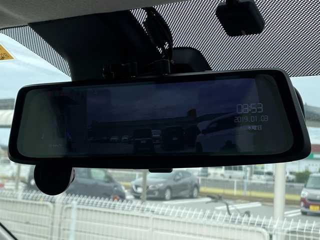 日産 デイズ J 滋賀県 2018(平30)年 4万km ホワイト 社外7インチナビ【AVN138M】/（AM/FM/ワンセグ/CD/DVD/USB）/ドライブレコーダー付きデジタルインナーミラー/バックカメラ/踏み間違い防止アシスト/ブレーキアシスト/プリクラッシュブレーキアシスト/ヒルスタート（坂道発進）アシスト/VDC（ビークルダイナミクスコントロール）/ABS（アンチロックブレーキシステム）/電動格納ミラー/ステアリングスイッチ/ハロゲンヘッドライト/マニュアルエアコン/リモコンキー