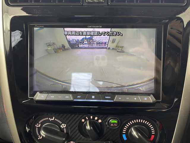 スズキ ジムニー ランドベンチャー 愛知県 2018(平30)年 3.3万km クールカーキPM /禁煙車//JB23最終型・特別仕様車”ランドベンチャー”//カロッツェリアサイバーナビ(AVIC-CZ902)//フルセグTV//バックカメラ//ETC//TANIGUCHI ソルブ3インチアップキット//TANIGUCHI HKSコラボクワイエットマフラー//RV-inno ルーフキャリア&ボックス//ROADWIN マッドガード//MRS エアクリ&エアクリチャンバー//SAMCO ターボパイプ//ハロゲンヘッドライト//専用合皮シート//運転席シートヒーター//革巻きステアリング//ステアリングスイッチ//純正16インチアルミホイール//BFgoodrichオールテレインタイヤ//キーレスキー