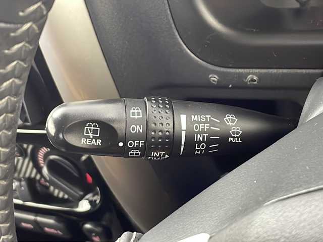 スズキ ジムニー ランドベンチャー 愛知県 2018(平30)年 3.3万km クールカーキPM /禁煙車//JB23最終型・特別仕様車”ランドベンチャー”//カロッツェリアサイバーナビ(AVIC-CZ902)//フルセグTV//バックカメラ//ETC//TANIGUCHI ソルブ3インチアップキット//TANIGUCHI HKSコラボクワイエットマフラー//RV-inno ルーフキャリア&ボックス//ROADWIN マッドガード//MRS エアクリ&エアクリチャンバー//SAMCO ターボパイプ//ハロゲンヘッドライト//専用合皮シート//運転席シートヒーター//革巻きステアリング//ステアリングスイッチ//純正16インチアルミホイール//BFgoodrichオールテレインタイヤ//キーレスキー