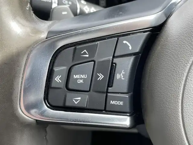 ジャガー ＸＥ XE プレステージ 群馬県 2019(平31)年 6.3万km 黒 4WD/ディーゼルターボ車/純正メーカーマルチナビ/（CD/DVD/MSV/SD/Bluetooth/フルセグ）/バックカメラ/MERIDIANプレミアムサウンドシステム/パドルシフト/ステアリングリモコン/アクティブセーフティパック/・ブラインドスポットアシスト/・レーンキープアシスト/・ドライバーコンディションモニター/パワートランク/ベージュ革シート/パワーシート/シートヒーター/コーナーセンサー/前後ドライブレコーダー/保証書/取扱説明書/スペアキー