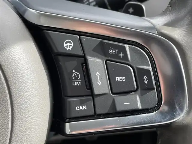 ジャガー ＸＥ XE プレステージ 群馬県 2019(平31)年 6.3万km 黒 4WD/ディーゼルターボ車/純正メーカーマルチナビ/（CD/DVD/MSV/SD/Bluetooth/フルセグ）/バックカメラ/MERIDIANプレミアムサウンドシステム/パドルシフト/ステアリングリモコン/アクティブセーフティパック/・ブラインドスポットアシスト/・レーンキープアシスト/・ドライバーコンディションモニター/パワートランク/ベージュ革シート/パワーシート/シートヒーター/コーナーセンサー/前後ドライブレコーダー/保証書/取扱説明書/スペアキー