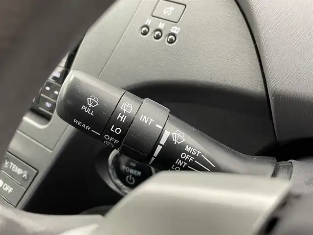 トヨタ プリウス S 大分県 2010(平22)年 9.5万km ホワイトパールクリスタルシャイン パナソニック製ナビゲーション/バックカメラ/フルセグTV/Bluetooth/ハロゲンヘッドライト/オートライト/フォグライト/ビルトインETC/新車保証書/取扱説明書/スペアキー