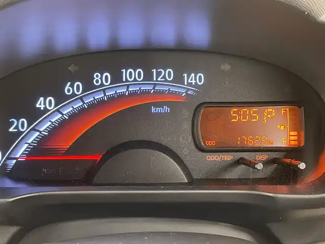 ダイハツ ムーヴ L SA 道央・札幌 2013(平25)年 1.8万km ライトローズマイカメタリック /4WD//純正オーディオ//社外エンジンスターター//アイドリングストップ//衝突被害軽減システム//横滑り防止機能//電動格納ミラー