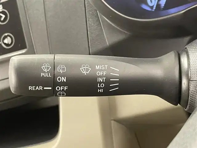 ダイハツ ムーヴ L SA 道央・札幌 2013(平25)年 1.8万km ライトローズマイカメタリック /4WD//純正オーディオ//社外エンジンスターター//アイドリングストップ//衝突被害軽減システム//横滑り防止機能//電動格納ミラー