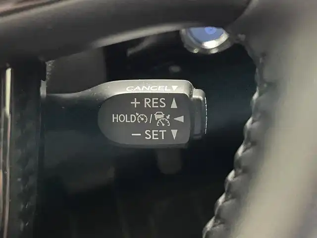 トヨタ プリウス Sツーリングセレクション 愛知県 2019(令1)年 4.4万km アティチュードブラックマイカ 純正ナビ/TRDエアロパーツ/トヨタセーフティセンス/シートヒーター/LEDオートライト/フォグランプ/ETC/前後ドライブレコーダー/レーダークルーズコントロール/純正アルミホイール/純正フロアマット/バックカメラ/コーナーセンサー/フルセグTV/DVD/衝突被害軽減ブレーキ/カーテンエアバック/禁煙車